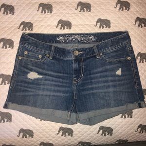 Express Women's Distressed Denim Shorts - Blue